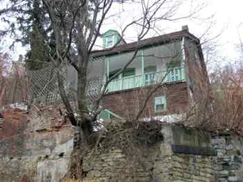 952 Itin St photo